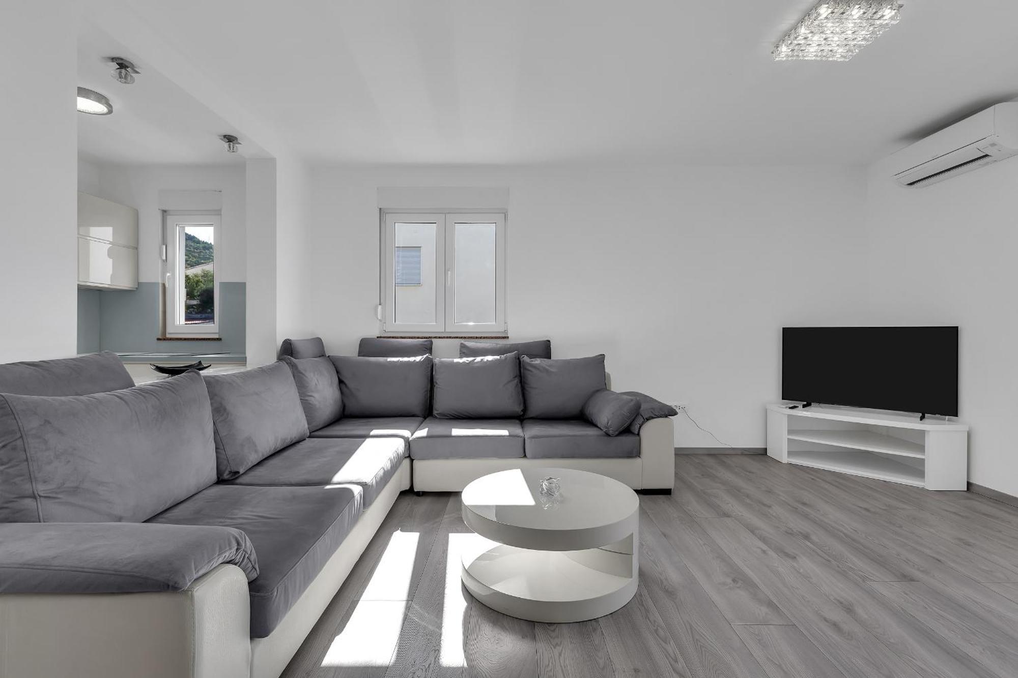 Sea View Apartments Dammi With Free Parking Makarska Exterior foto